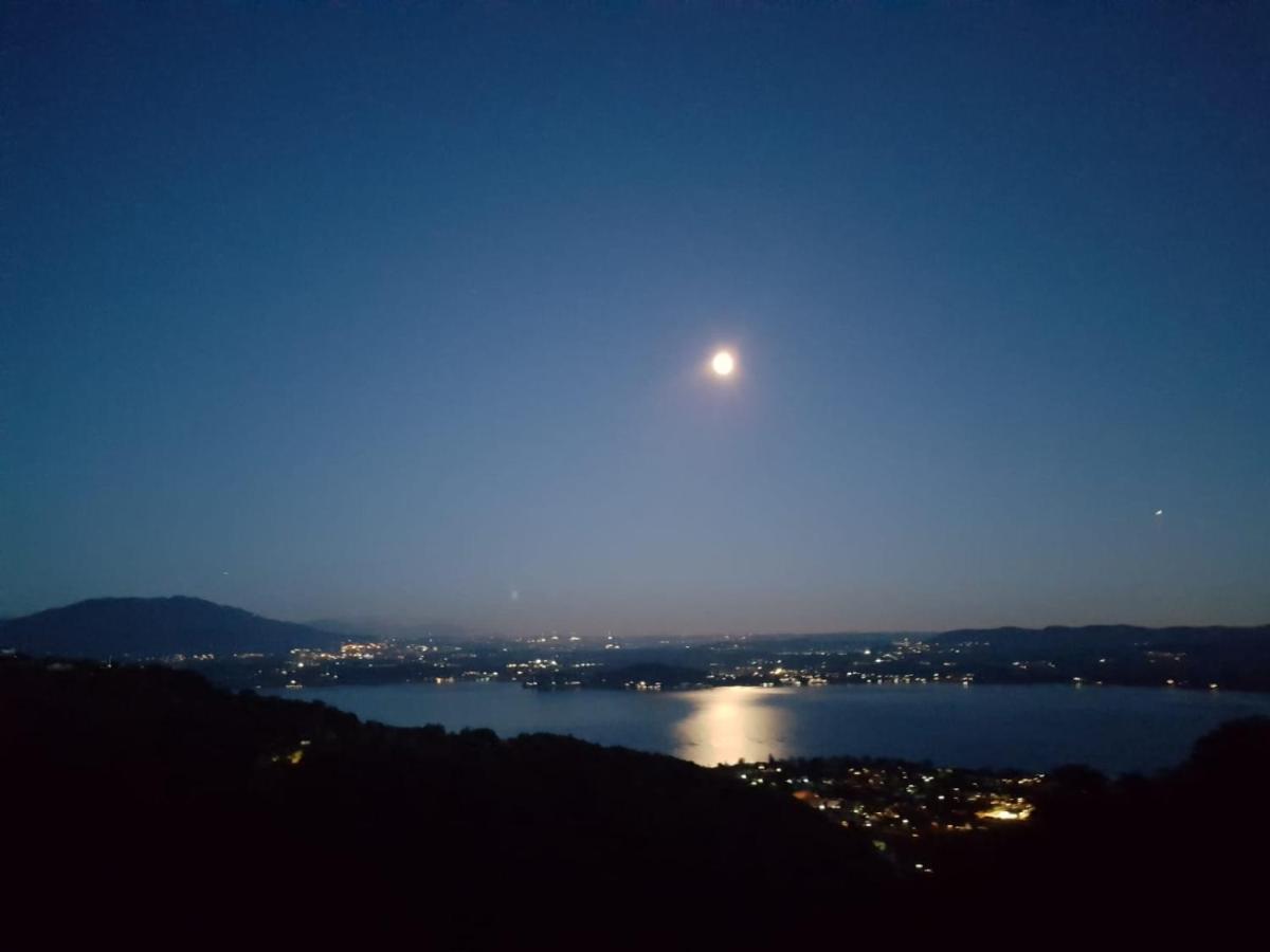 Villa Magnolia Bb, Lago Maggiore Массино-Висконти Экстерьер фото
